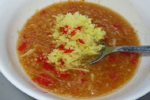 Lam nuoc cham ngon chuan dung dieu 1 Lam-nuoc-cham-ngon-chuan-dung-dieu