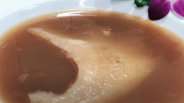 nau-nuoc-sup-vi-ca-can-phai-nem-nem-chuan-de-khong-lam-mat-vi-tu-nhien 1 nau-nuoc-sup-vi-ca-can-phai-nem-nem-chuan-de-khong-lam-mat-vi-tu-nhien